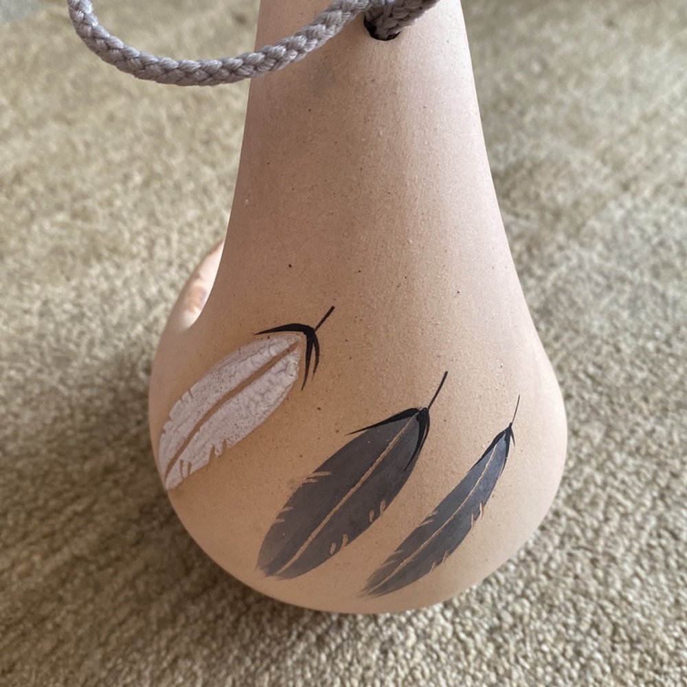 ~Grey Feather~ Vintage Southwest Navajo Clay Bird Feeder/Hanging Planter